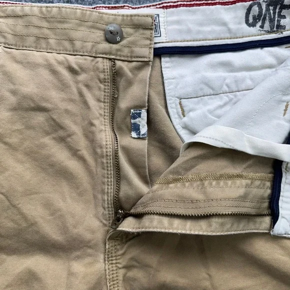 Converse One Star Shorts Men's Size 36 Khaki Flat Front Cotton Chino Casual - Picture 9 of 10